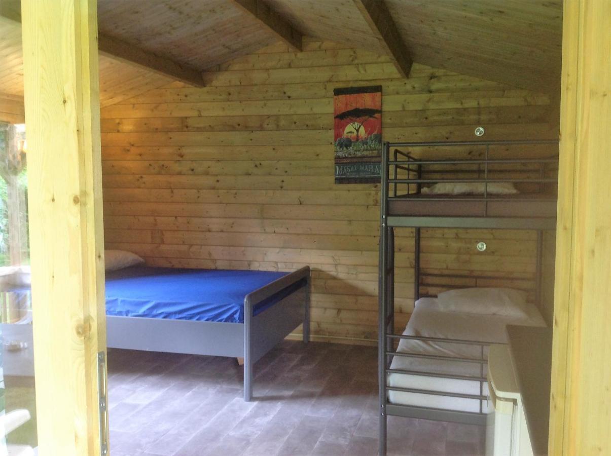 Camping Het Bosbad エメロールト エクステリア 写真